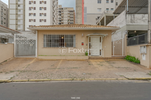 Image 29 - 921316
