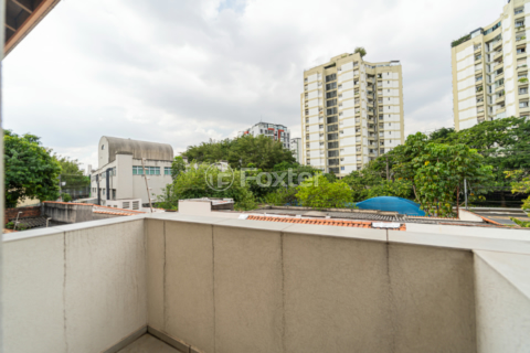 Image 82 - 921365