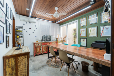 Image 34 - 921365
