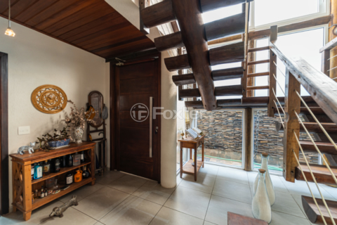 Image 6 - 921365