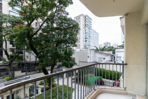 Image 7 - 921407