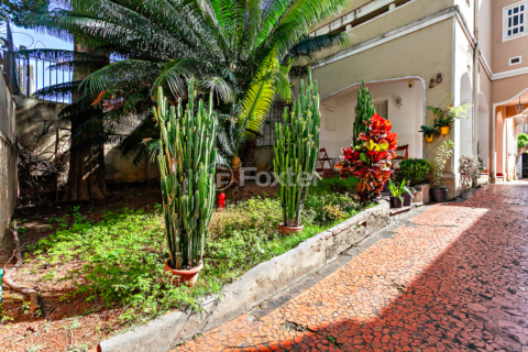 Image 3 - 921517