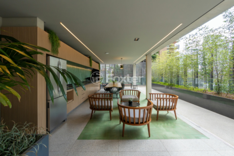 Image 34 - 921530