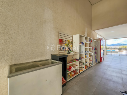 Image 34 - 921570