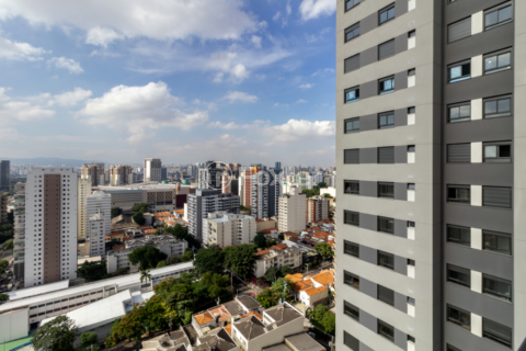 Image 15 - 921579