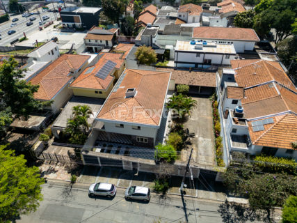 Image 21 - 921668