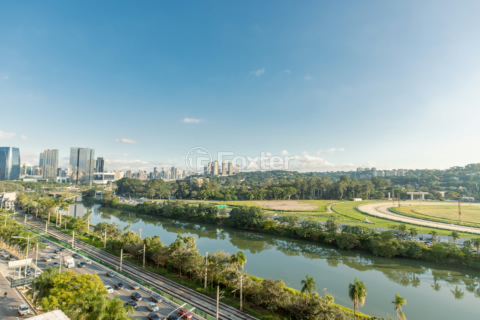 Image 16 - 921677
