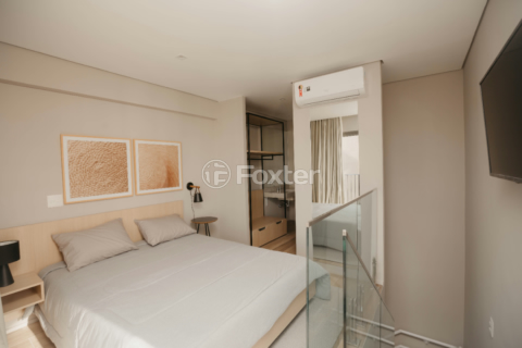 Image 5 - 921742