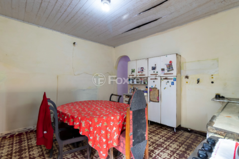 Image 7 - 921810