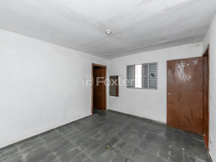 Image 33 - 921875