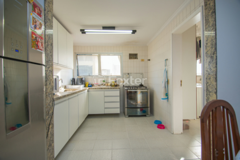 Image 35 - 921896