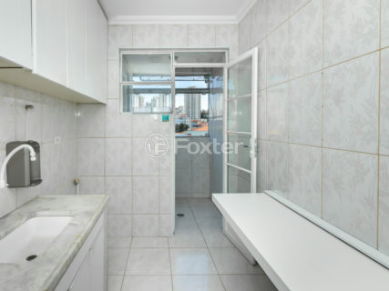 Image 9 - 921899