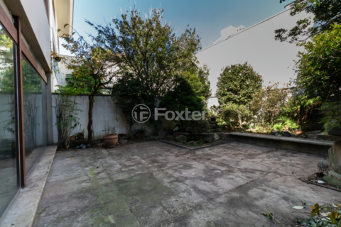Image 32 - 921913