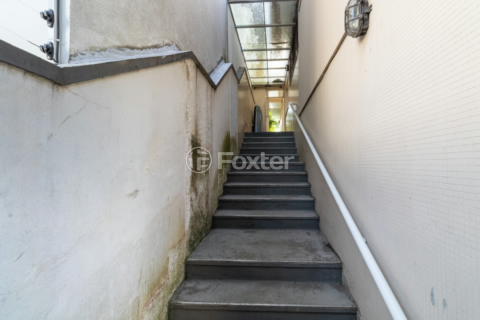 Image 30 - 921913