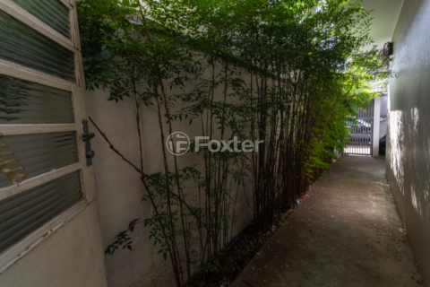 Image 27 - 921913