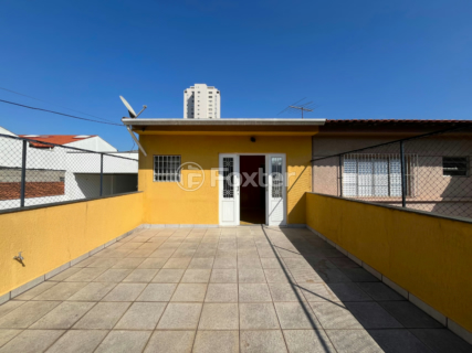 Image 21 - 921945
