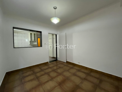 Image 3 - 921945