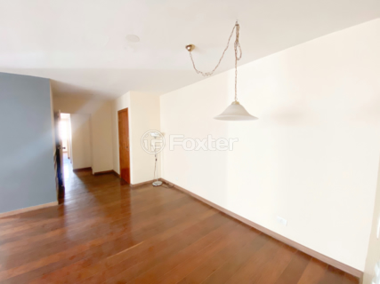 Image 3 - 921966