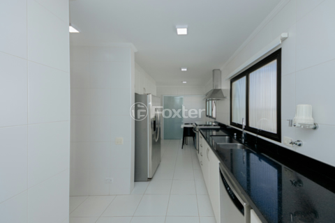 Image 38 - 922241