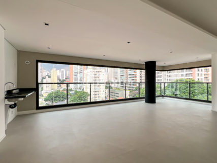 Image 21 - 922300