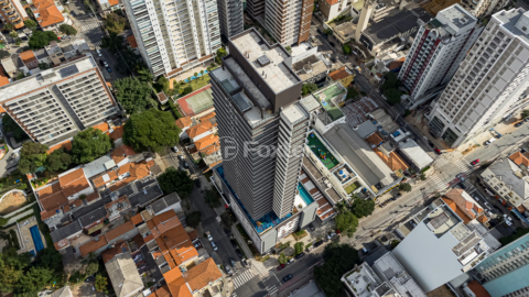 Image 5 - 922300