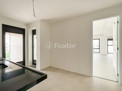 Image 37 - 922300