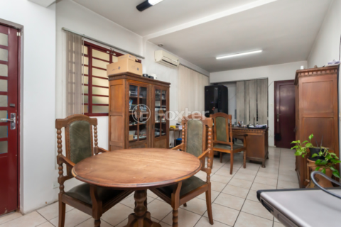 Image 37 - 922343