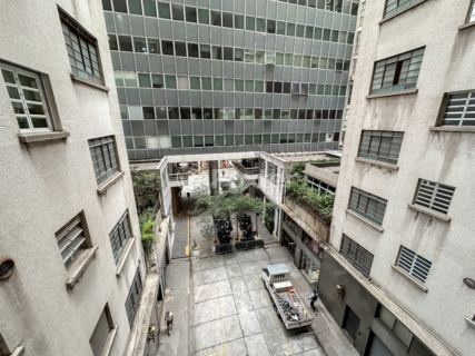 Image 37 - 922349