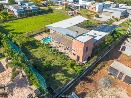 Image 7 - 922585