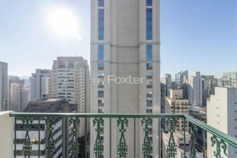 Image 6 - 922872