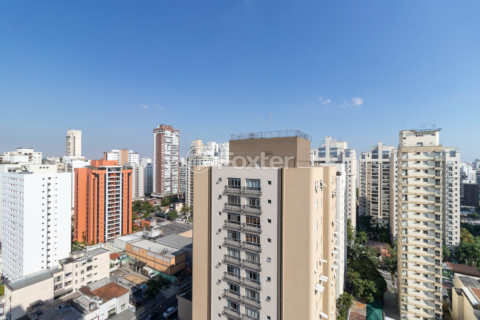 Image 11 - 922886