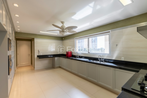 Image 38 - 922898