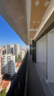 Image 22 - 923253