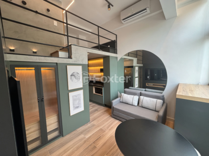Image 0 - 923338