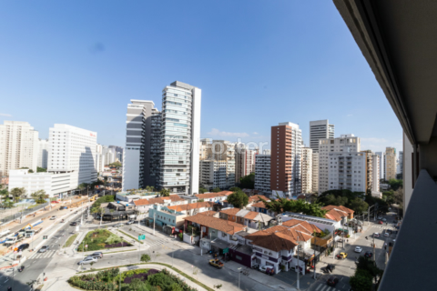 Image 10 - 923523