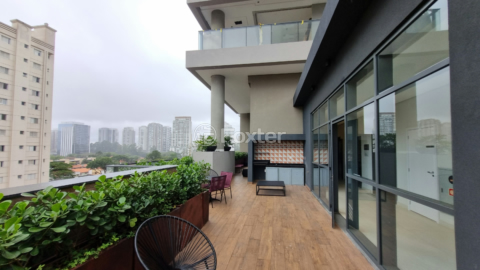 Image 12 - 923586