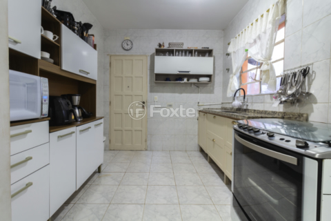 Image 4 - 923601