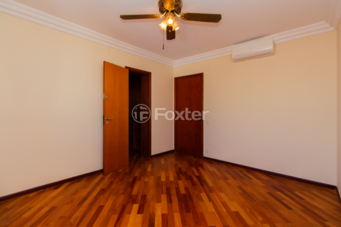 Image 35 - 923617