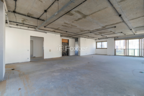 Image 3 - 923700