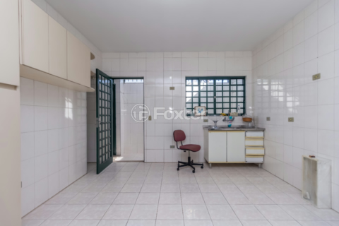Image 35 - 923758