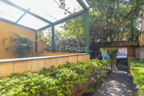 Image 68 - 923758