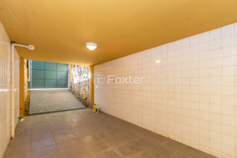 Image 73 - 923758