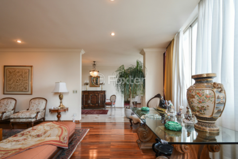 Image 1 - 923761