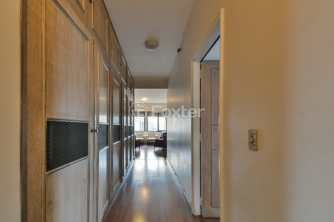 Image 41 - 923761
