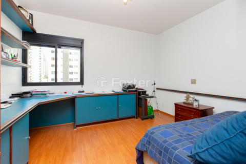 Image 34 - 923786