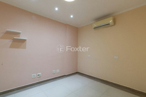 Image 7 - 923833