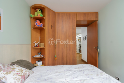 Image 34 - 923857