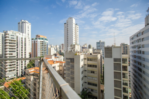Image 8 - 923867