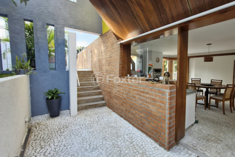 Image 98 - 923885