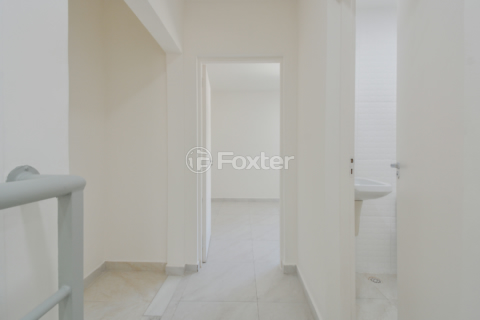 Image 31 - 923886